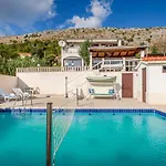 Beach Front Home In Jesenice Jesenice (Split-Dalmatia)