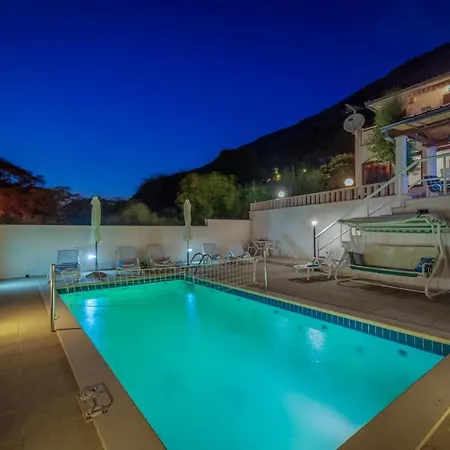 Stunning In With House Sea View